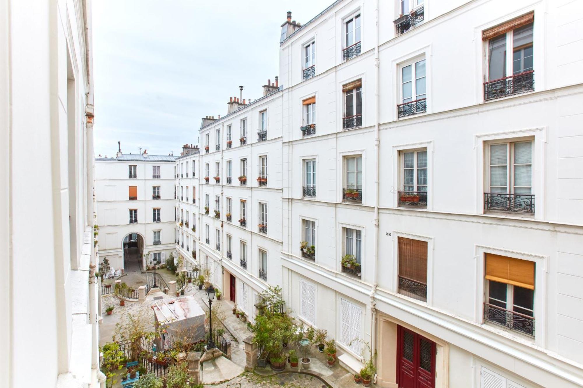 Montmartre & Rue Durantin - 1Br - Cityapartmentstay Parijs Buitenkant foto